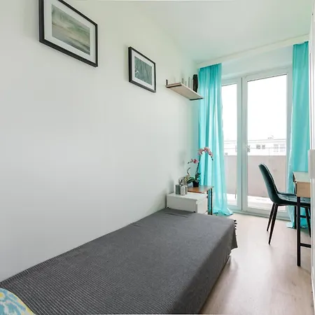 Cadena By 3city Apartment